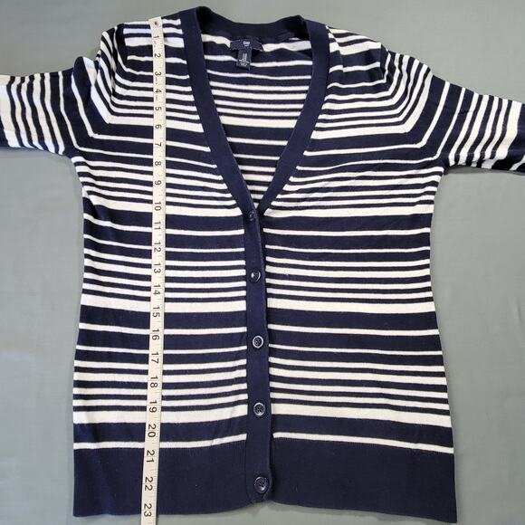 Gap Blue Preppy Stripe Cardigan Sweater Button Up 3/4 Sleeves Knit Womens Size M - Picture 5 of 8